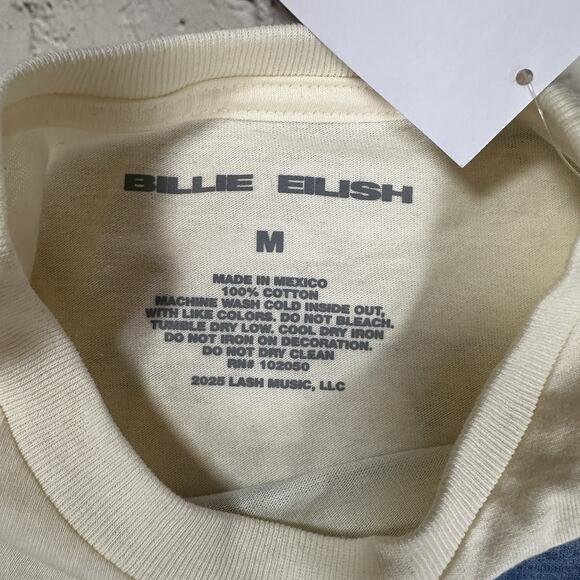Billie Eilish T-Shirt Tween Size Medium, Beige, 'Hit Me Hard And Soft' Graphic - Picture 5 of 7